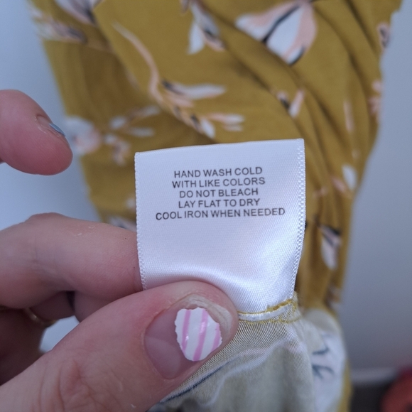 Modcloth Yellow White Floral Stretchy Girly Dainty Spring Cute Shirt Size 2X - Picture 5 of 6